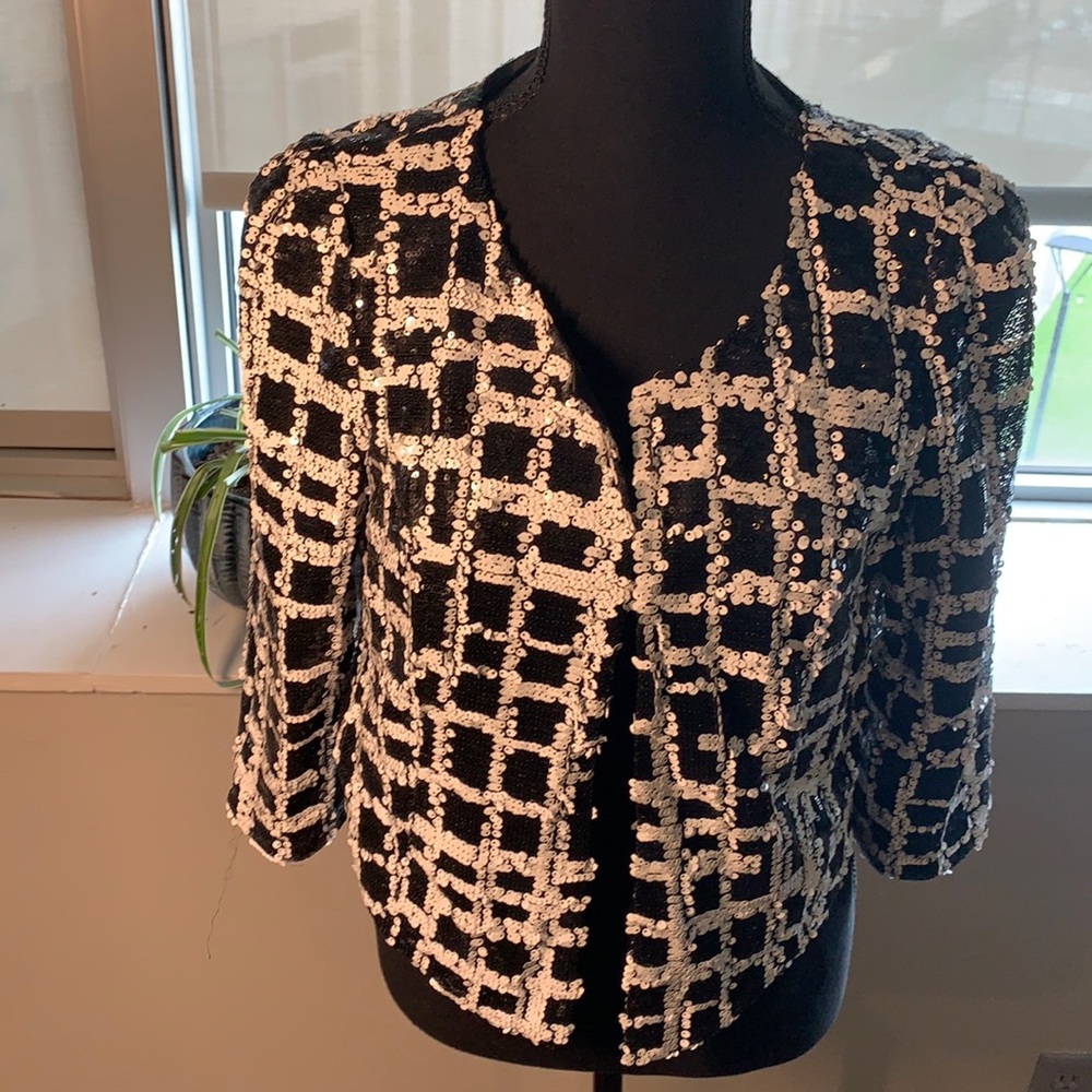 Black and white sequin crop 3/4 sleeve jacket